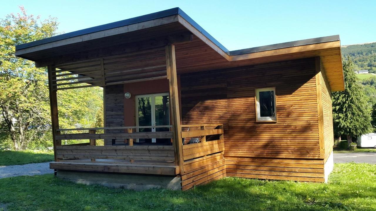 Camping Les Vernieres La Bourboule Sancy 외부 사진