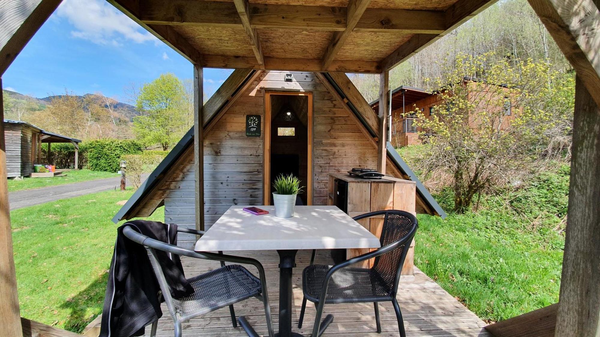 Camping Les Vernieres La Bourboule Sancy 외부 사진