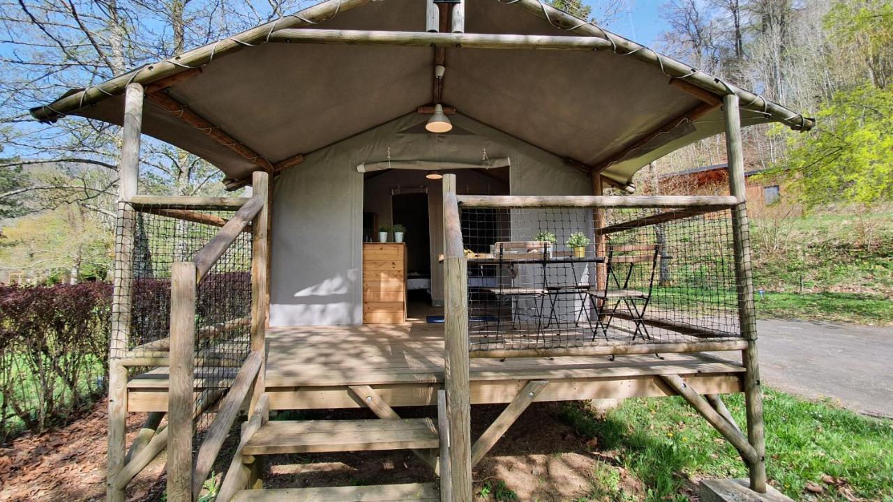 Camping Les Vernieres La Bourboule Sancy 외부 사진