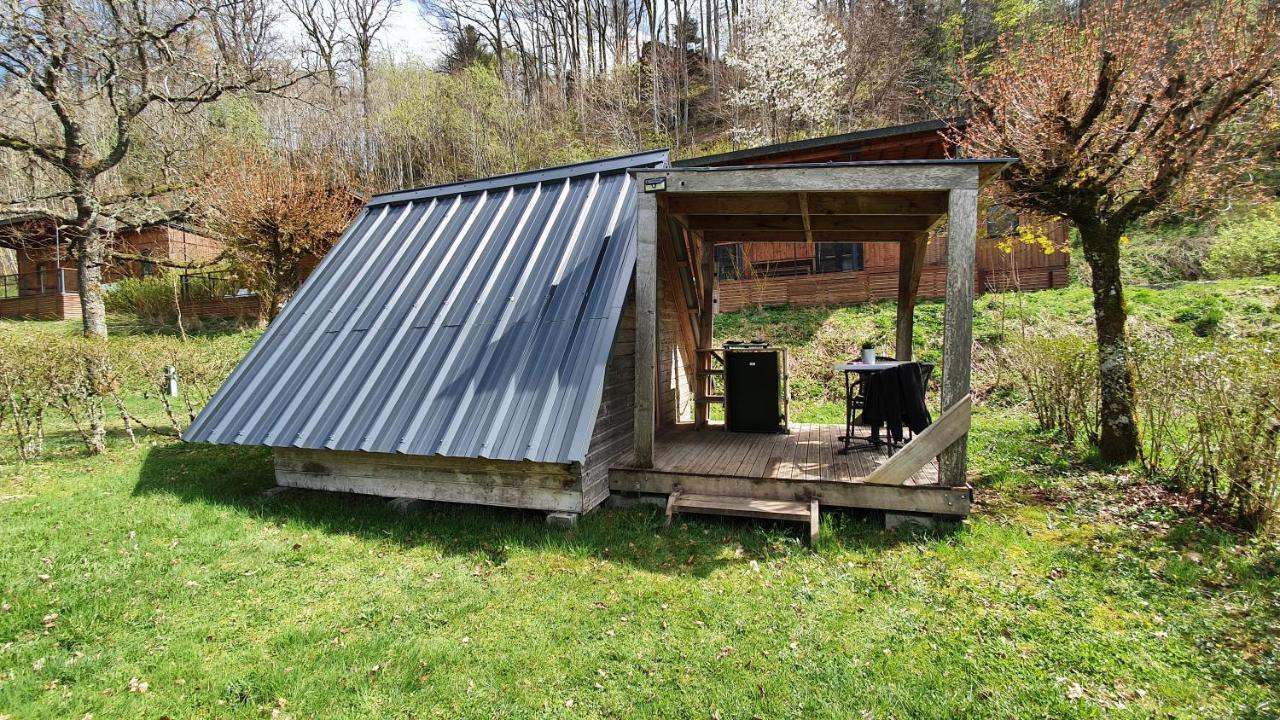 Camping Les Vernieres La Bourboule Sancy 외부 사진